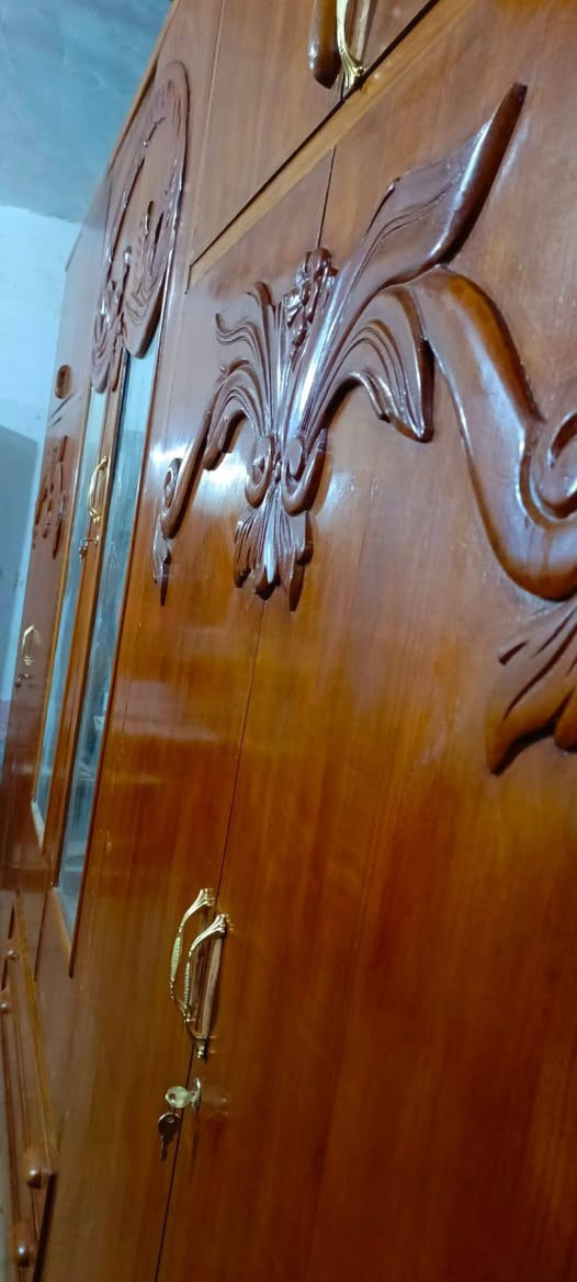 كنتور طابقين 6 أبواب صاج ثقيل تزگام كلش نظيف وقوي ولا بي كسر ولا زلغ مكانه خمسه ميل ورا مسجد ساحة الصلاة قرب حسينية سيد حميد السعر 350 وبي مجال


**إذا كنت صاحب هذا الإعلان وتريد حذفه لأي سبب، رجاءا أرسل رسالة إلى الدعم الفني**