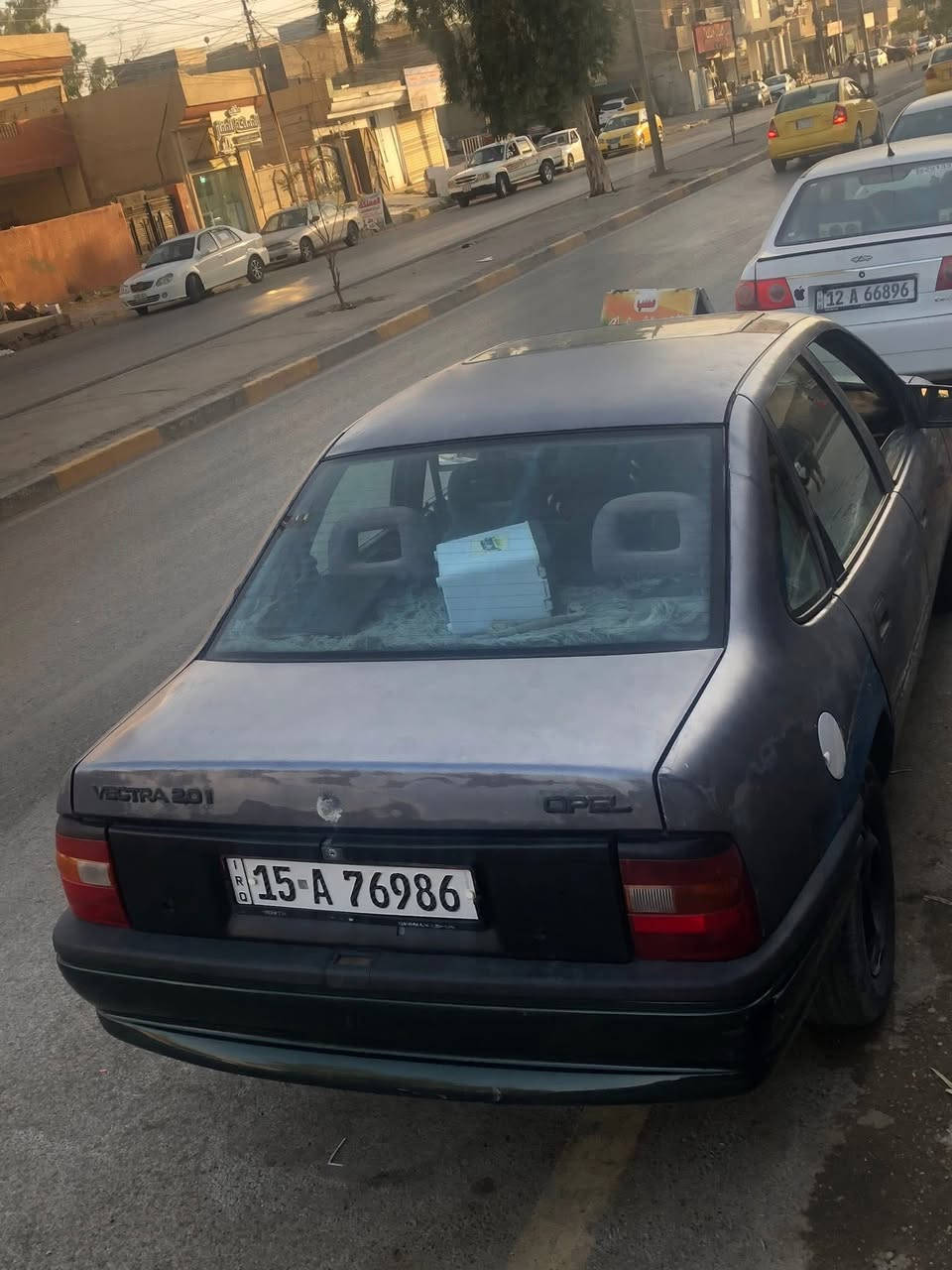 اوبل فكترا للبيع
موديل 1991 محدثة 95 

حجم 20 

محرك كير شرط 

حداديه طخم جداد 

يحتاجلها صبغ بس 

سنويه باسمي شرط التحويل 

كاربون بانزين بيها 

كهربائية كلها شغاله 

سعر 33 بيها مجال 

الاتصال ع رقم 

***********

***********
