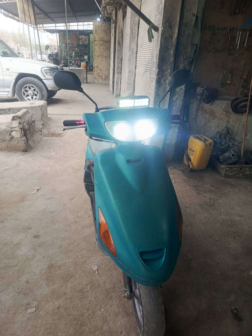 دراجه فراشه نضيفه نكره سلف تشتغل سعر 250قفل العنوان بابل الحمزة الغربي ***********
