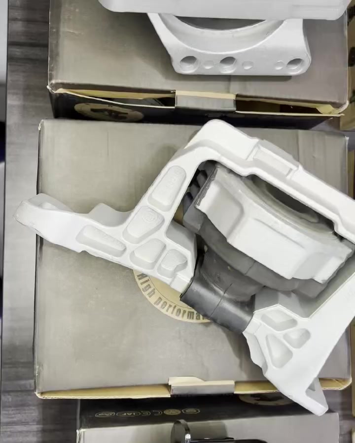 اذاين و قواعد دبل للجميع انواع  سيارات الامريكية و اليابانية و الكورية
من ماركة BRB ضمان سنة كامل
شركة اوتو اربيل 
جملة و مفرد
يوجد لدينا خدمة توصيل لكل احناء العراق
عنوان / اربيل - صناعة الشمالية
***********
***********
 #واترپمپ #لاريدو #تشارجر #اوباما #فورد #فيوجن #بغداد #امريكي #بصرة #جالنجر #charger #الحدادية #غراض #صدر
