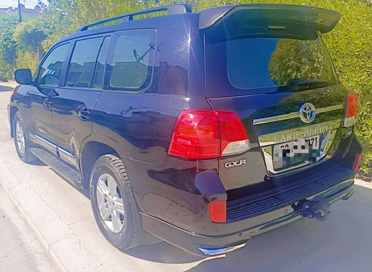 تويوتا لاندكروز 2013 شركه جيهان سيارة مال بيت عله ايد وحده مواصفات GXR محرك 8 سلندي فول مواصفات سياره مكفوله كفاله عامه من صبق او فتح مكينه او كير  كفاله سيرفز كامل قبل شهر تخم تاير دلوب من شركه جيهان
رقــــــــم اربيل انكليزي22
مكان السيارة اربيل 

💎 ســعــر ✅ ::  الــرد تلقائي📮

مواصفات السيارة 
ارباك 8 
تشغيل عن بعد
ثـــــــــلاجه
كشن كهربائي 3دكم
3قطع تبريد
كامره
اطفاء ذاتي
منضومه زنون

ملاحضه
سياره  هزه جديد
سنويه لل 30
للعلم سياره مال بيت عله ايد وحده
يوجد سونر عندي بيه
مـــــــــــلاحضه.   
يوجد. جراد بل بنيد او قماره
سبب مقطايه جادر بل صيف
مـــــــــــضــــــــح بل صــــوره

رقم صاحب السيارة 
***********
