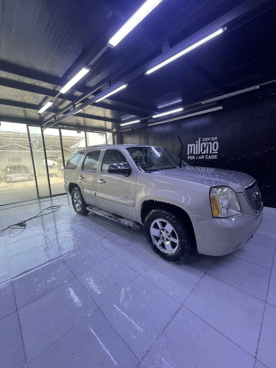 بعد لوعود لكاذبه نعود لنشر)( السلام عليكم جمسي دنلي 2007 اصل فول مواصفات سياره خليجي سياره نضيفه بسمي ماناقصه برغي سياره جاهزه من كلشي تايرات حداده ربل بدي كير و مكينه و اكسل كفاله و مامفتوح بيهن برغي سياره مال جناي تحويل ثاني يوم العنوان بصره معقل رقم لهاتف ***********
