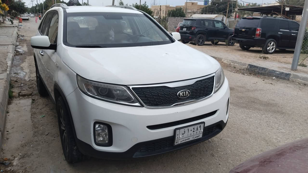 سورنتو 2104 شكل 15 محرك 4 سلندرسبعة راكب خليجي سنويه 2027 السعر 173العنوان ناصريه حي العسكري قرب جامع سيد زويد ***********
