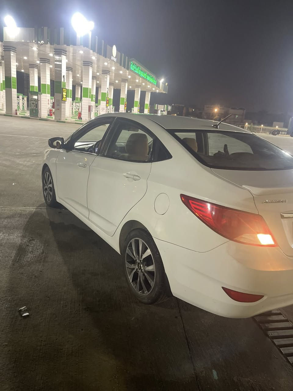 سلام عليكم اكسنت للبيع 2016كفاله سياره ما عده بارد جاملغ امامي والباب الخلفي بي بارد وباقي كفاله مكاني بصره ***********. السعر 90وبيه مجال
