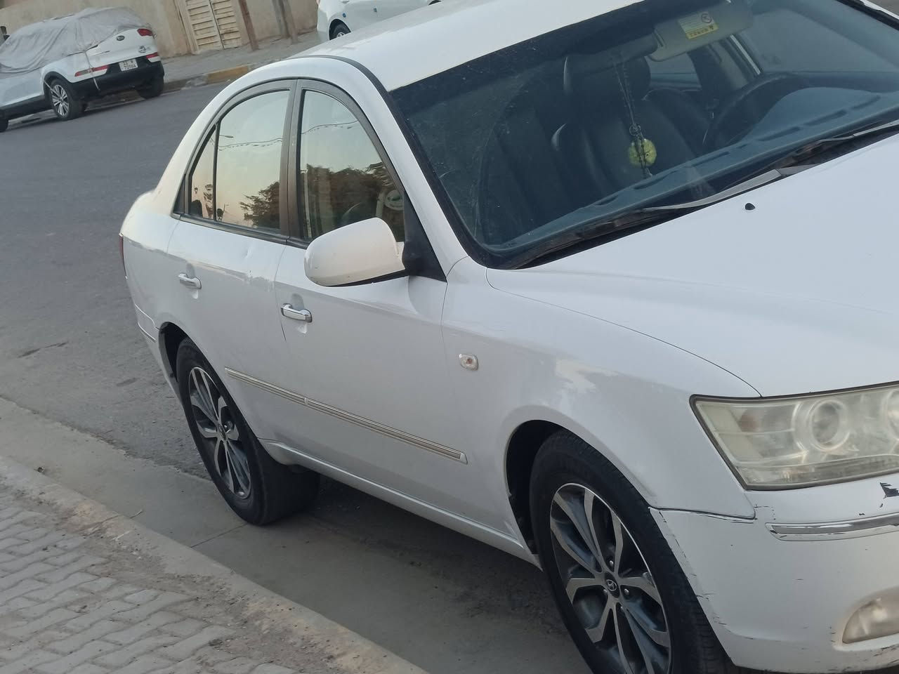 سوناته رقم بغداد بيها صبغ شيء بسيط كلش بلجاملغ الخلفي بدون حادث موديل, 2010وارد كوري السعر ١١٠ وبيها مجال للاتصال على الارقام التاليه, ***********/***********
