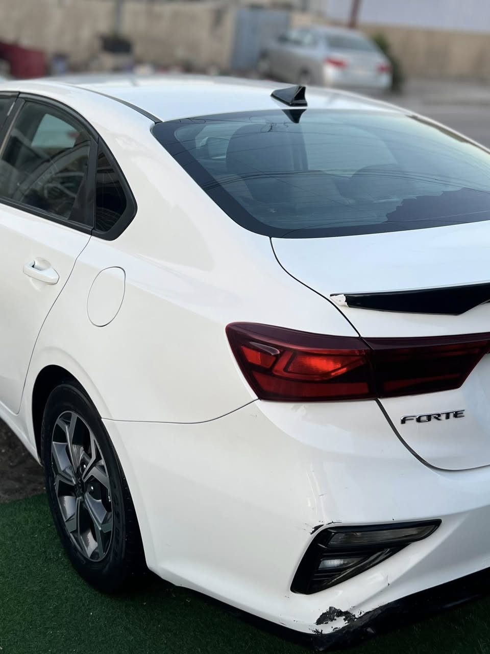 كيا فورتي 2020 
Ex
محرك 2000 دوش 
رادار 
وتحديد مسار 
وشاشة كار بلي 
ومود درايف 
ماشيه 47
كير محرك صدر مكفول وشرط الفحص
حادث بنيد  ومبدل نفس للون قطعه اصليه شرط بدون دواخل 
وبيها شويه صبغ بالعراق ماشر عليه 
وناشر فديو توضيحي هم 
مكان ((بغداد العامريه)) 
السعر (134) وبيها مجال
***********
