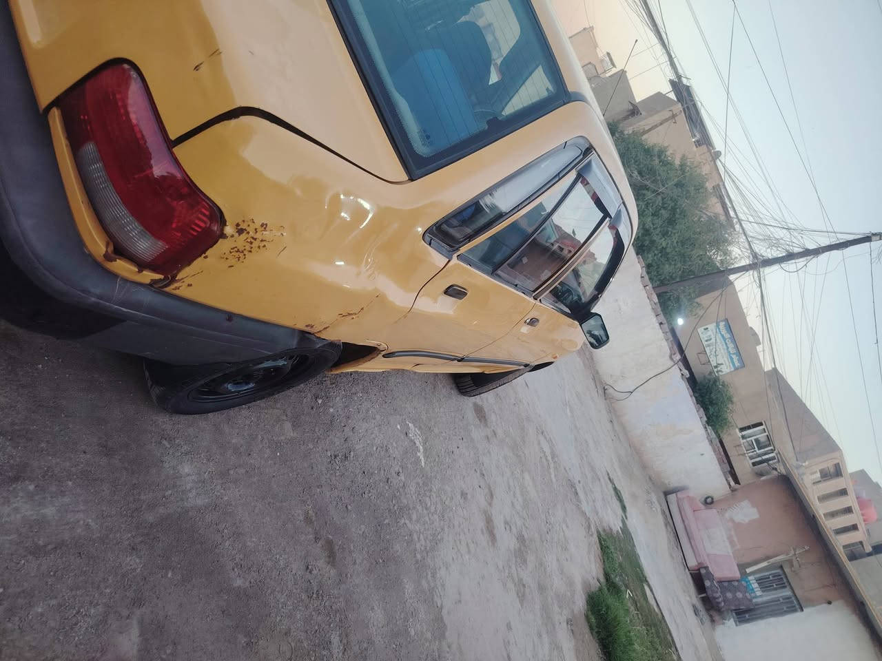 السلام عليكم سايبا موديل 12 للبيع تحويل مباشر هيئه وغرامات مصفره عليها بس  مكاني بغداد المنصور راعي السياره بالحله تحويل مباشر سعر 26 وبيها مجال ماكينه وقير مقفولات سياره ما عاوزها اي نقص قبل للشارع رقم بغداد انجليزي ثانويه لل 28 والشراء شواص السياره خير من الله بس واحد بيه فطر مصلح وتجي وتشوف بعينك لا ***********
