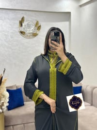 جلابة 2 بياس • مطروزة راقية • مقاسات M/L/XL/2XL