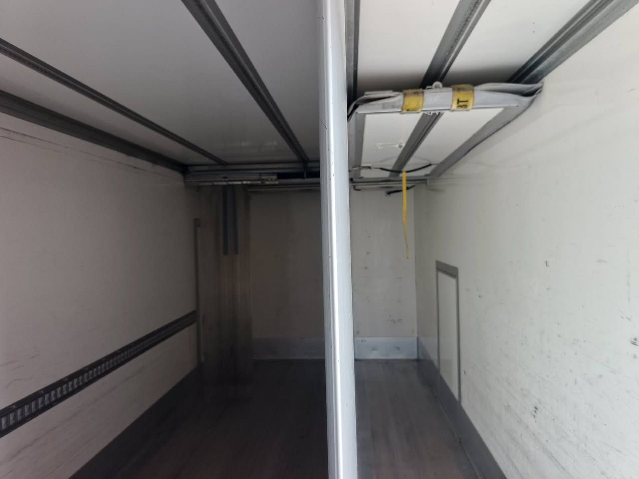 اتيكو براد كارير مؤديل 2018 حجم 1224 طول 6.40 باب جك 8 براغي 6 سلندر توماتيك عصاص كاميرا رادار تبريد جام عادي 
عنوان أربيل قوشتبه معرض خالد 
*********** واتساب 
***********
