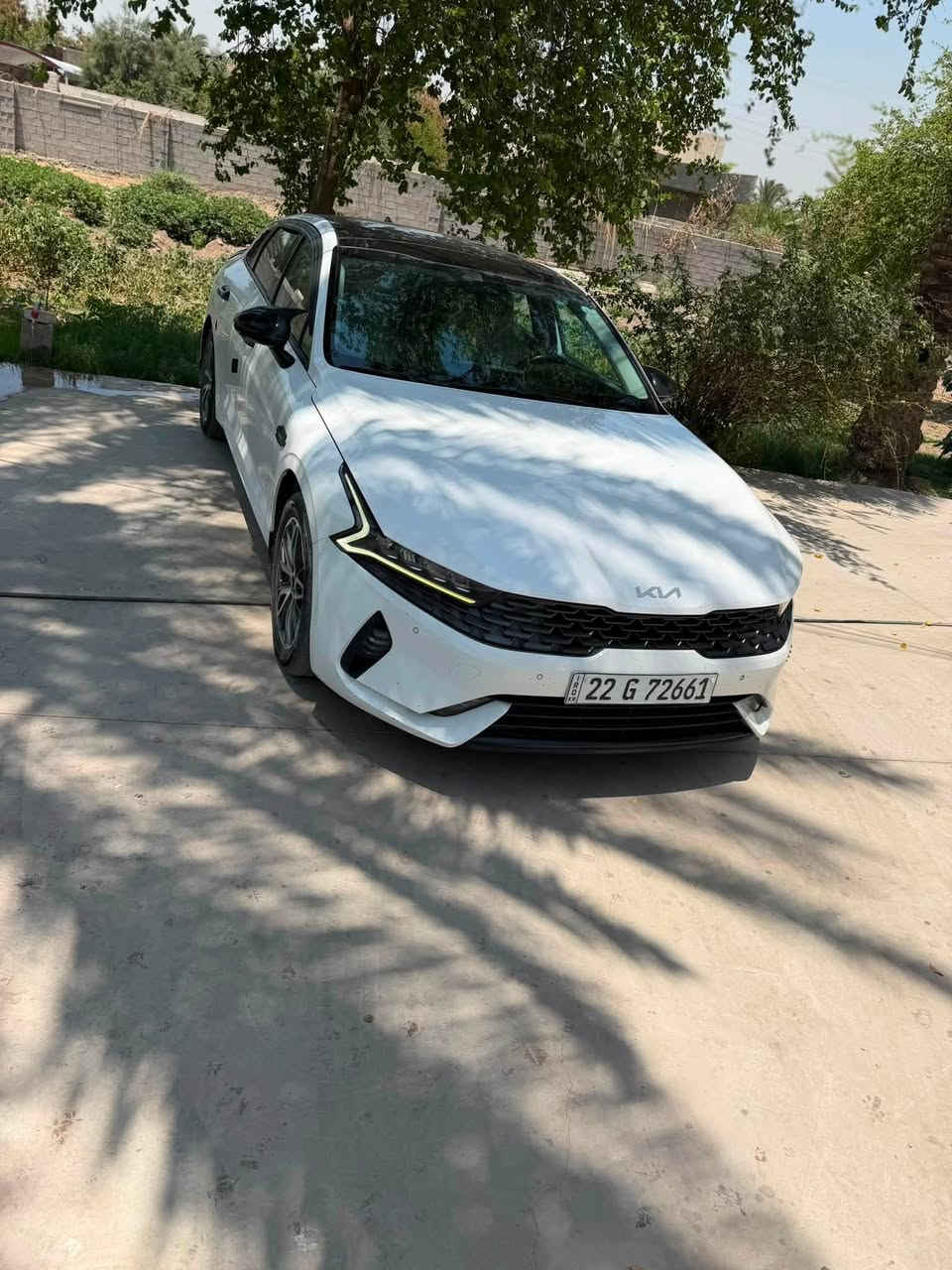 🚗 للبيع | Kia K5 2022 خليجي | أعلى فئة (Full Option)
السلام عليكم،

🔹 كيا K5 موديل 2022
🔹 وارد خليجي
🔹 أعلى فئة (Full Option)
🔹 محرك 2.0 لتر
🔹 ممشى 145 ألف كم

المواصفات:
✅ سقف بانوراما
✅ حساسات أمامية وخلفية
✅ رادارات وأنظمة أمان
✅ ترحيب عند الاقتراب
✅ مرايا شفط
✅ مقاعد جلد مع تبريد وتدفئة
✅ تشغيل عن بُعد
✅ دخول ذكي وبصمة
✅ شاشة وكاميرا خلفية
✅ وباقي المواصفات المعروفة للفئة الأعلى.

الحالة:
✔️ كفالة عامة
✔️ فقط تعديل بارد مع مكانات تكحيل
✔️ السيارة نظيفة وجاهزة للاستخدام.

💰 السعر: 184 ورقة (قابل للتفاوض بالمعقول)

📍 الموقع: بغداد / المدائن

📞 للاستفسار: ***********
