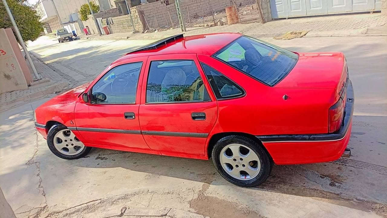 سلام عليكم
اوبل فيكترا للبيع
موديل 1991 محدد1995 
كير اوتوماتيك محرك 18 
كوبون بانزين 
2جامات كهربائي هزه سنويه جديد ل2030 شرط تحويل وكاله سعره 49قفل
 ***********
