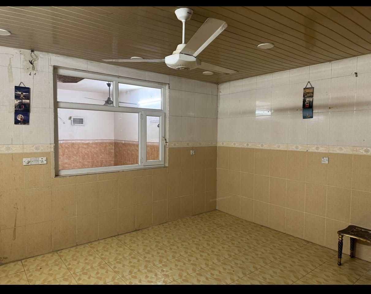 بيت للايجار ب هفالان قرب مدرسة سابيس
البيت ١٠٠م طابقين دستور سليماني
قرب مدرسة سابيس
الايجار ٤٠٠
***********
