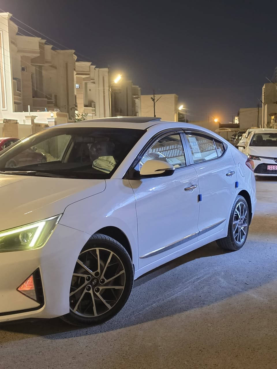 السلام عليكم النتره للبيع موديل 2020 وارد خليجي جداً نضيفه فتحه الداخل صاج التبريد قطعتيت بيه صبغ باب الصايق و شبرين بالجاملغ الخلفي  فقط للتواصل واتساب*********** الموقع الفلوجه السعر 145 محرك 2000
