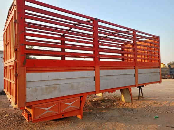 بدي للبيع طول 740/رتفاع265/عرض 260//بريص 450/اي استفسار ع رقم //***********
