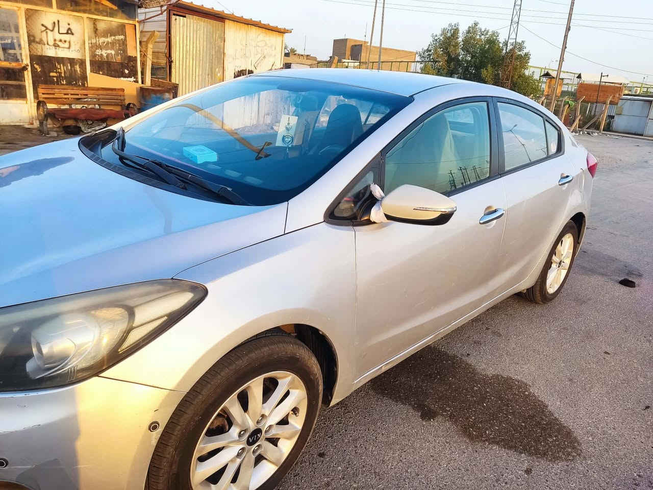 سلام عليكم.
سيراتو 2016للبيع سياره جاهزه 
نص مواصفات. المكان سماوه رميثه 
رقم الهاتف *********** مكلف بل نشر.
