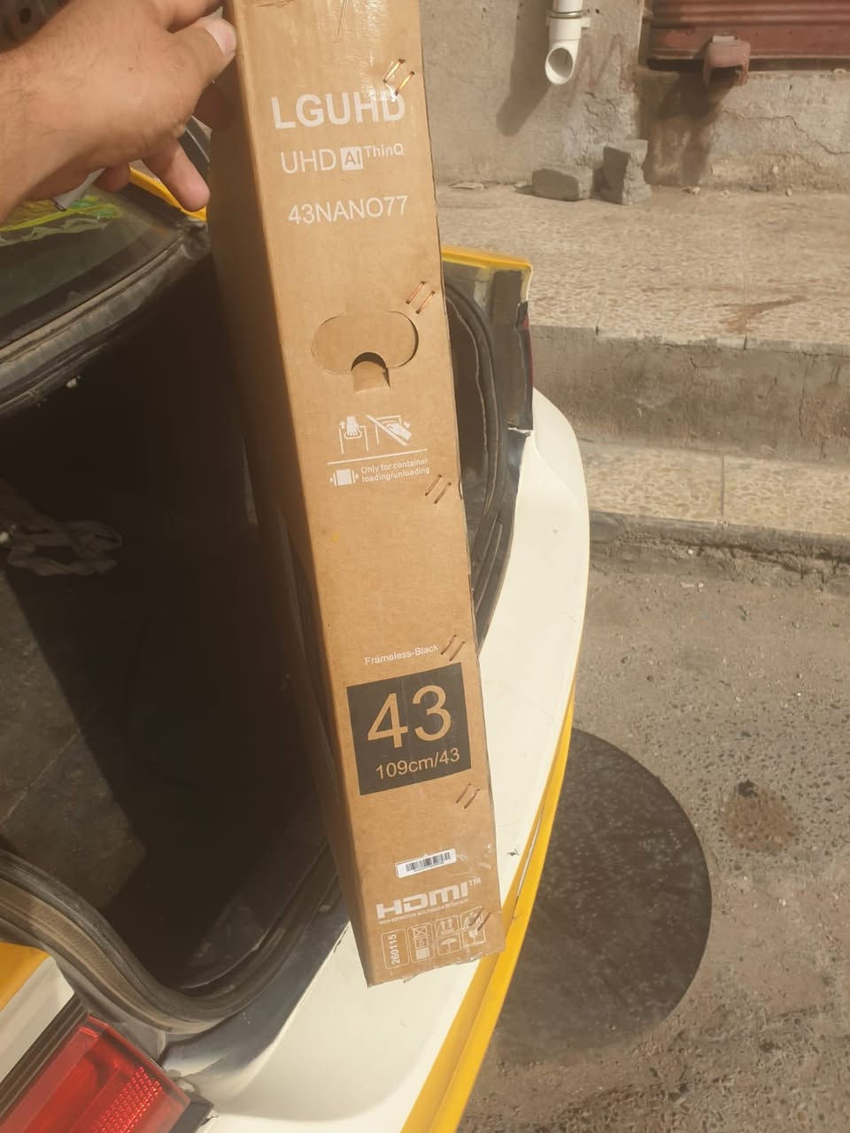 شاشه آلـ جئ جديده بعدهه
حجم 43فريم بدون إطار السعر 250


**إذا كنت صاحب هذا الإعلان وتريد حذفه لأي سبب، رجاءا أرسل رسالة إلى الدعم الفني**
