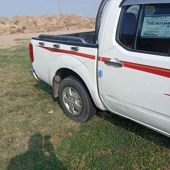 سلام عليكم نيفارة للبيع ٢٠١٢رقم نجف مكفولة بيه بارد قليل محرك vvt تماتيك بلادالسعر١١٥بيه مجال***********
