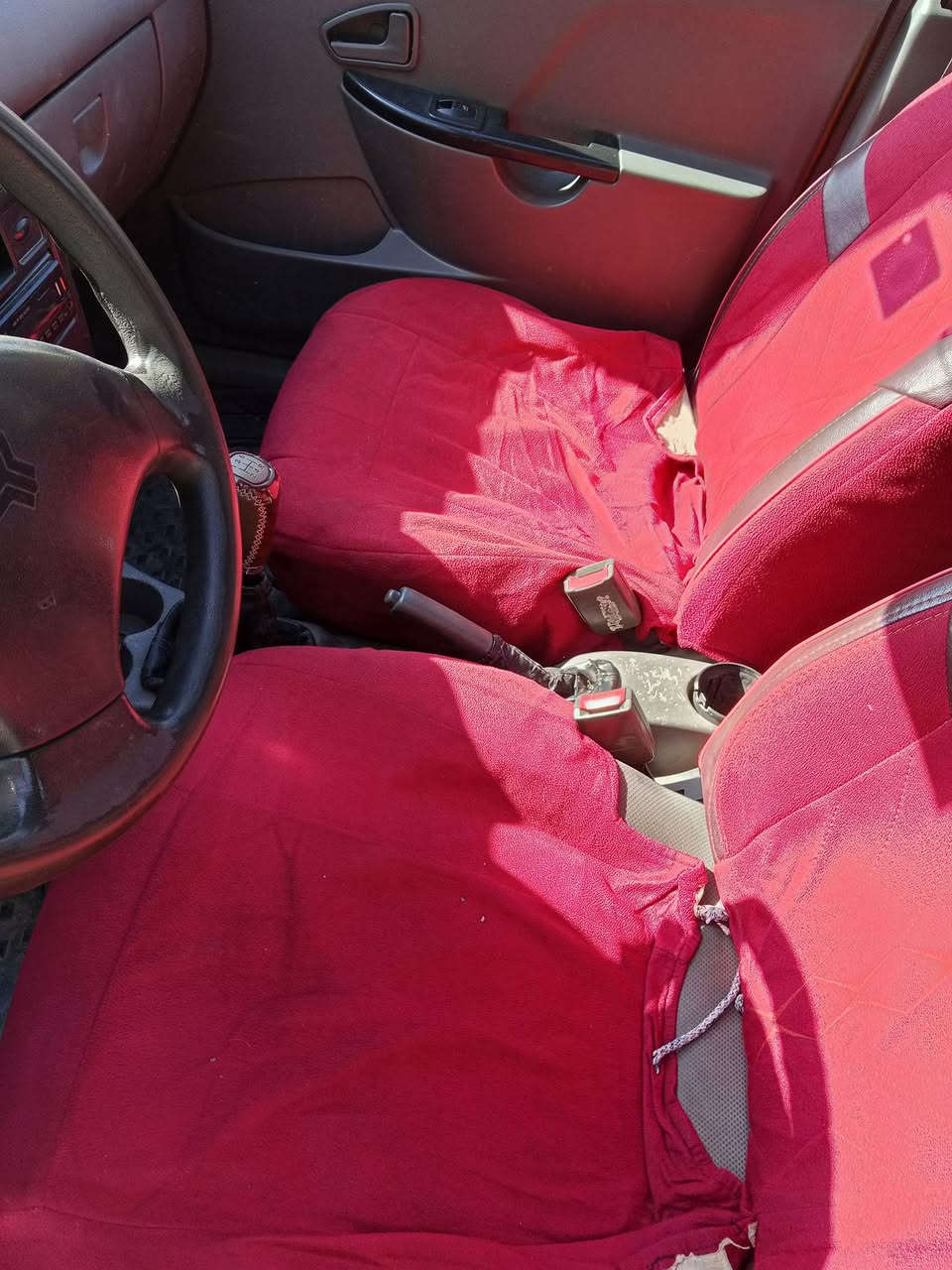 سيارة سايبة 2014 كير محرك كفالة شواصي ابلاديات لا صبغ ولا تبديل رقم بغداد سيارة  ابلادية اوخير من الله السعر 42 الاستفسار الاتصال ***********
