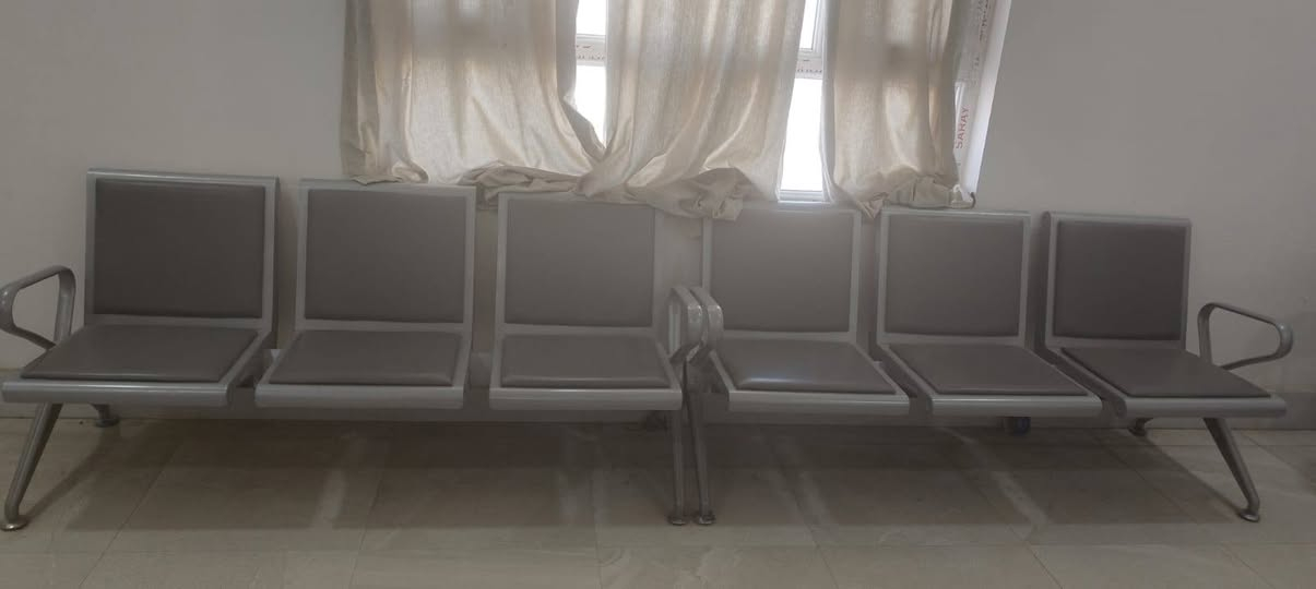 غراض مستعمله للبيع
***********
