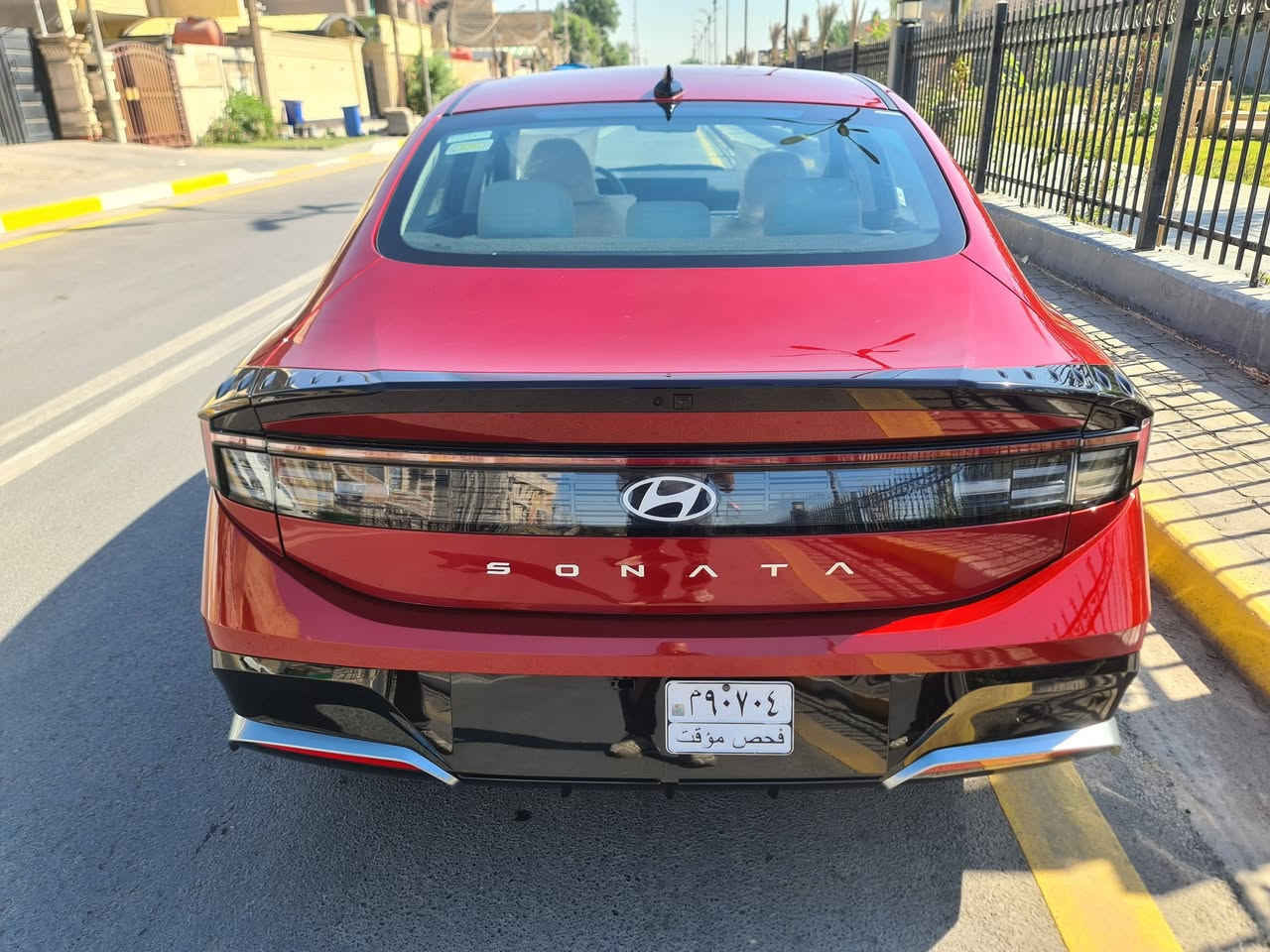 سلام عليكم سوناتا 2025  زيرو ماشي 2000 السياره مرقمه  بغداد حادثه بل صور تبديل قطعتين فقط بونيد نفسه معمر بدون دواخل فقط راس الشاصي على كد 3اصابع بدون معجون واضح تكدر شوفه بعينك من جوه السياره  السيارة جايه بيه طلاقات من امريكا بس بل باب من وصلت كتشفنه بيه طلاقات بل قماره واضحه بل صورر مصلحه على البارد على كد الطلقه و ما بينه أله تركز السياره كامله وجاهزه السعر١٦٩ $  أهلن وسهلن بيكم   صور الحادث بل صور 
ملاحظة شباب كلشي بسعره  ياحبيبي. ***********
