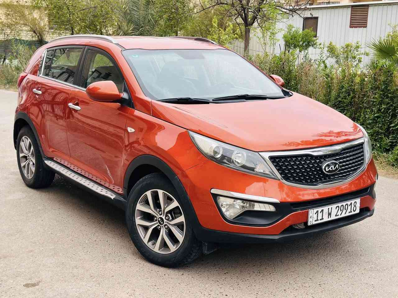 السلام عليكم ♥️
سبورتج 2015 خليجي
السيارة مكفولة من الصبغ او تبديل 

بيها بارد بلباب اليسار وشي كلش بسيط بلصندوق 
مواصفات عادي 
شاشة كبيرة وكامرة وحساس خلفي 

السعر 143 وبيها مجال بسيط 
بأسمي السيارة رقم الجديد 
***********
