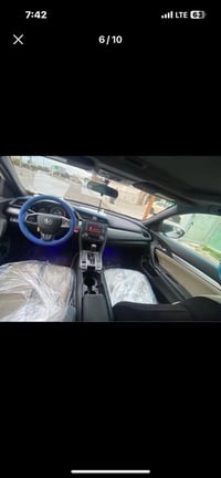 سيارة هوندا سيفيك كوبيه موديل 2016 معروضة للبيع. أرقام الهواتف: 075072...