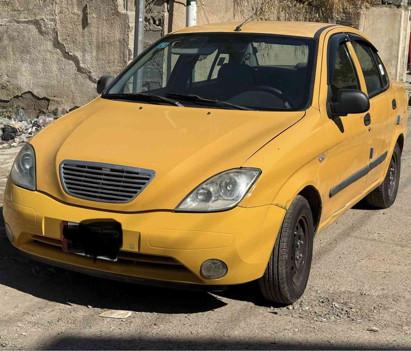 طيبة 2016
سيارة مكفولة كير ومحرك وشواصي ولغود
تخم تاير جديد والكشر شوفة عينك
كهربائيات كلها شغالة 
المكان بغداد
السعر 39 وبيها مجال 
للتواصل ***********
