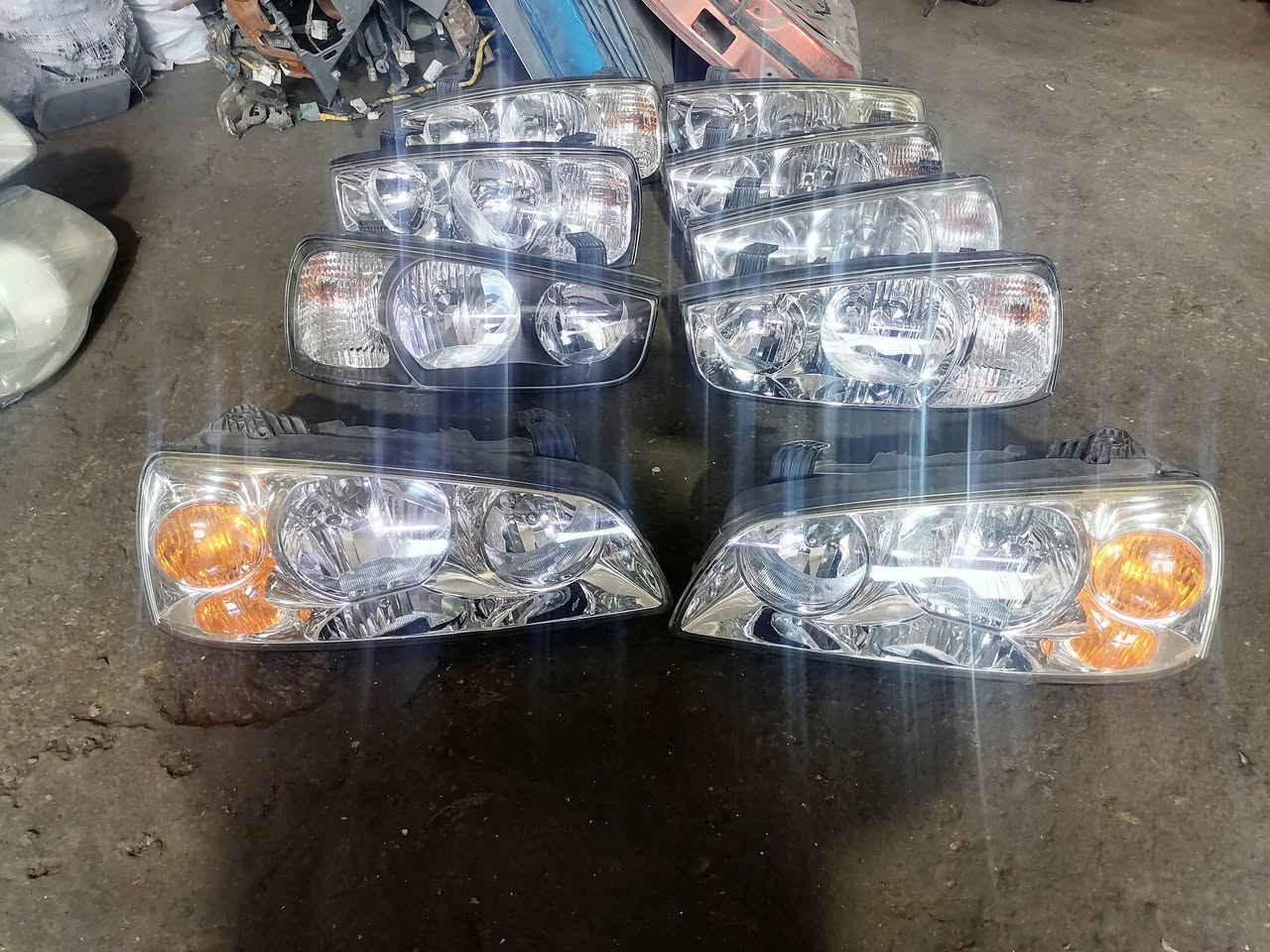 السلام عليكم مازدات النترا تفصيخ اصلي العنوان بغداد البياع الحي الصناعي للاتصال***********
