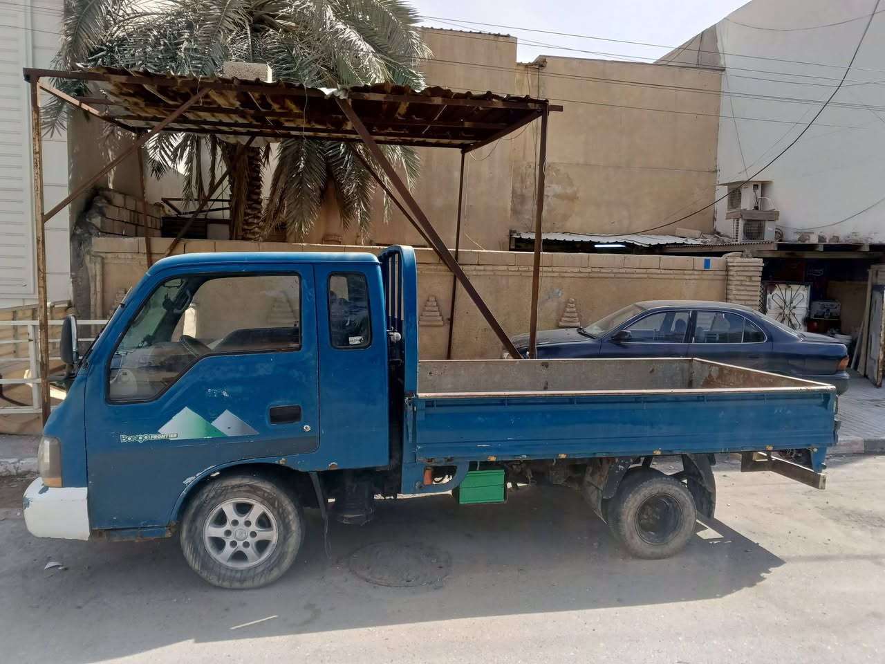 السلام عليكم
كيا بنگو أم عيون
رقم بصرة تحويل ثاني يوم 
مكفولة مكينة وگير واكسل وشاصي ورقم شاصي 
حدادية بالجيس 
كهربائيات كلهة شغالة
العنوان: البصرة 
الرقم:***********
السعر: 65
