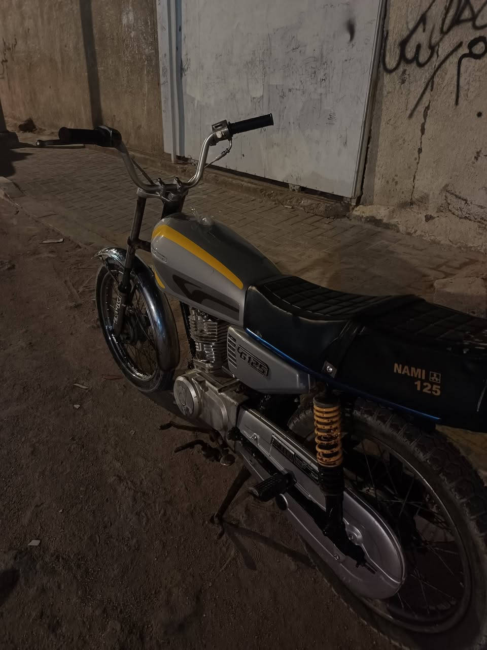 نامه أدوات مال حجز  ومعمره مانقصه ايشي مكينه حلوه وناعمة مكاني بصره الحيانيه دور الشرطه السعر 400 وبيه مجال قليل جدا رقم تليفوني ***********
