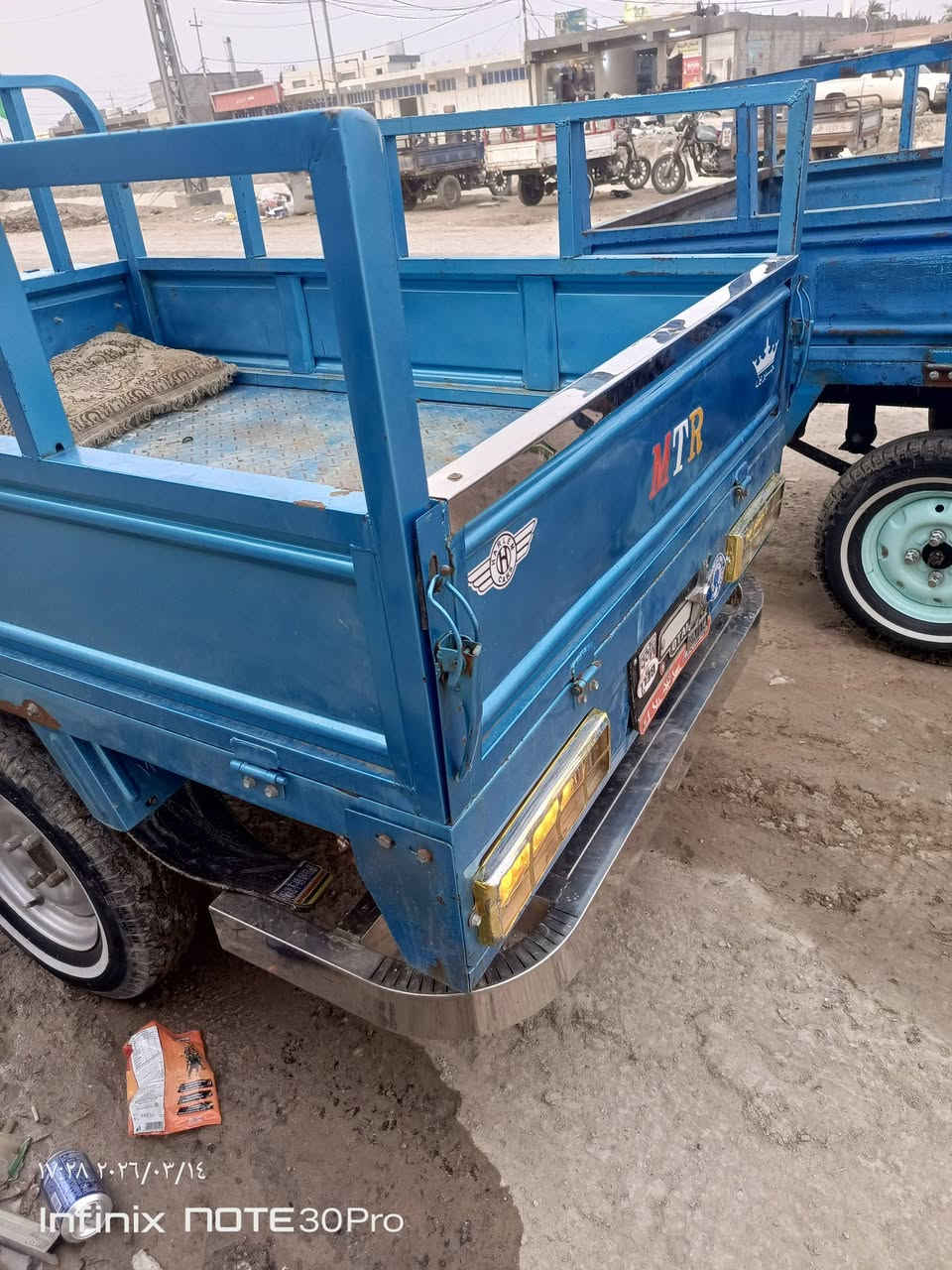 السلام عليكم
بدي 2023 نضيف لبيع مصبوغ مكانه الوركاء 

***********
