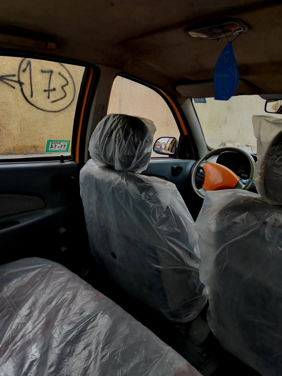 السلام عليكم.. 
طيبة مديل 2018..
مكفوله من الضربه والتبديل.. 
بيها ((صبغ قليل بالكشره وتكحيل بسيط)).. 
مكينه جديده بجيس.. 
كير مكفول..
رقم ميسان انگليزي.. 
مصفره هيئه وغرامه.. 
سنويه ما ساقطه...
تخم تاير...
كهربائيات شغاله... 
السياره بسم واحد عرف... 
تبريد عوزه بس غاز.. 
تدفئه شغاله... 
السعر(( 46)) وبيها مجال. 
مكان السياره ميسان..
الرقم ***********
