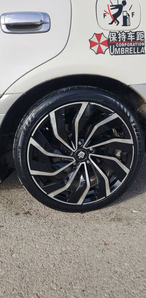 تايه و َيل سبؤرت بؤ گؤرينه وه سايزي ١٨ يه بؤ ماجستا و شاهينه ش ده بيت تايه و ويله كه له سه دا ٥٠ خاوينن
باقيم نيه له گه ل ريزدا


**إذا كنت صاحب هذا الإعلان وتريد حذفه لأي سبب، رجاءا أرسل رسالة إلى الدعم الفني**