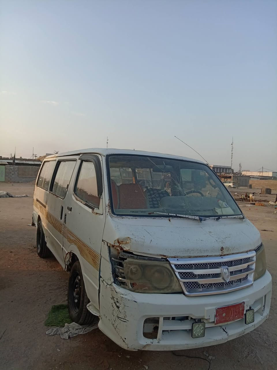 سلام عليكم كيه هايسا موديل 2009 سياره شقاله بيه مكينه ونجي وكير عادي سعره السياره رخيص اتصل واني بخدمتك وهاذه رقم *********** وبيه واتساب والسياره رخيص كلش ومكاني بصره
