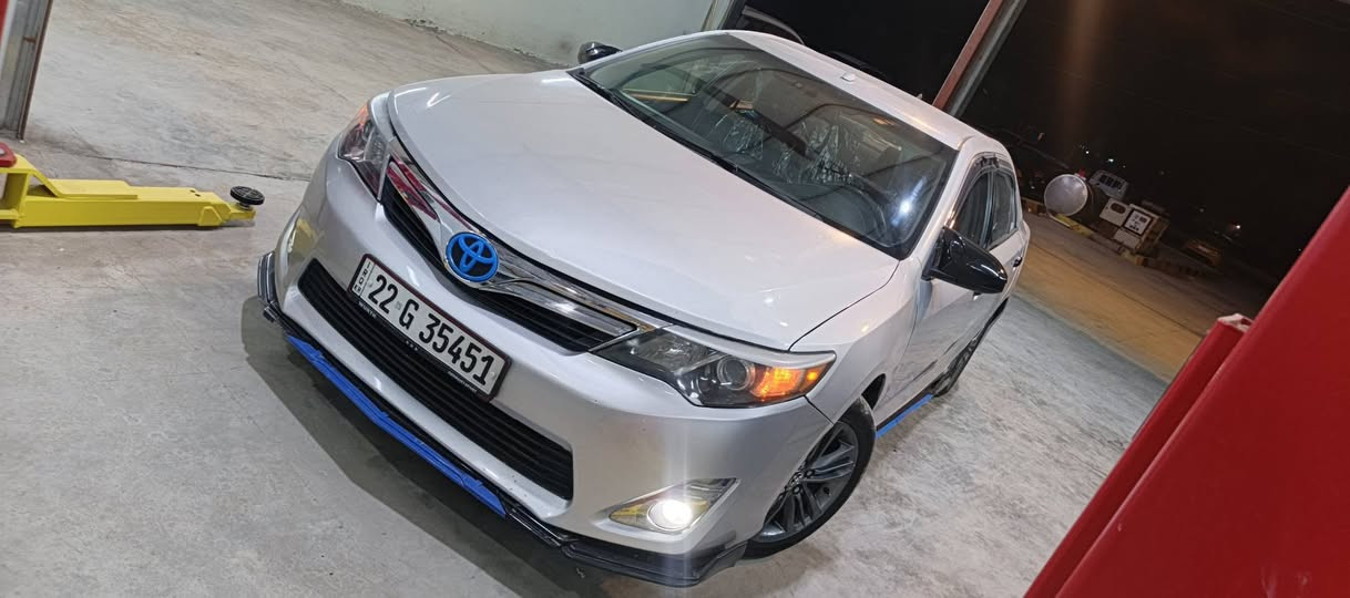 السلام عليكم كامري للبيع
سيارة حلوة ونضيفة وجاهزة موديل 2016 
قطعة وحدة مبدلة مثل ما موضح بل سونار تدفئة تبريد فول 
شاشة حساسات صدر امامي وخلفي جديد 
السيارة وارد خليجي سيارة حزام ابيع 
شراي يتصل ويجي يشوفها رقمي ***********
