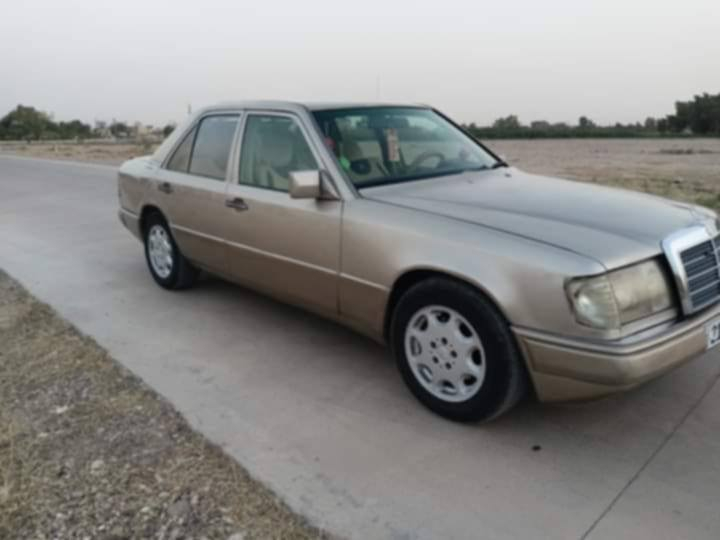 رمضان كريم على الجميع..
مرسيدس دب 2.5 موديل 1992محرك 2500 استندر 
كير مكفول بالشرط جوم كهربائيات كلها شغاله  صبغ جماليه قواعد بلادية رقم سليمانية دولي سنويه جديده شرط التحويل تبريد شغال خير من الله.مكان السيارة صلاح الدين تكريت ***********..
