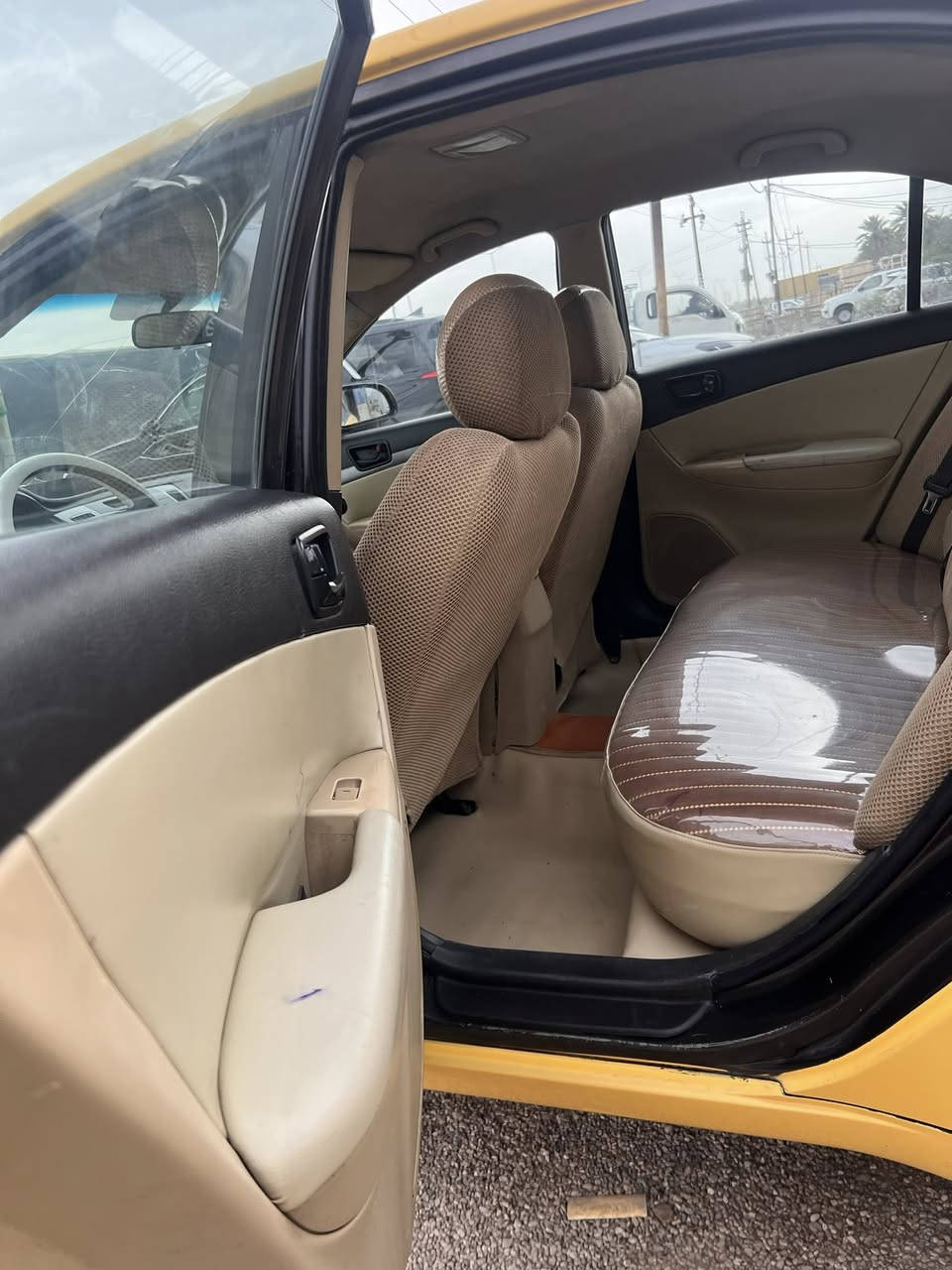 سوناتا٢٠٠٩وارد أمريكي  تخم تاير جديد حداده جديد كير مكينه جديده مكينه ٢٤٠٠تدفئه تبريد شغاله رقم سنويه جديد هيئه وغرامات مصفره سنويه باسمي تحويل مباشر دوشمه جديده السياره حلوه وجاهزه مابيها أي نقص رقم الهاتف ***********مكان السيارة واسط الحفريه
