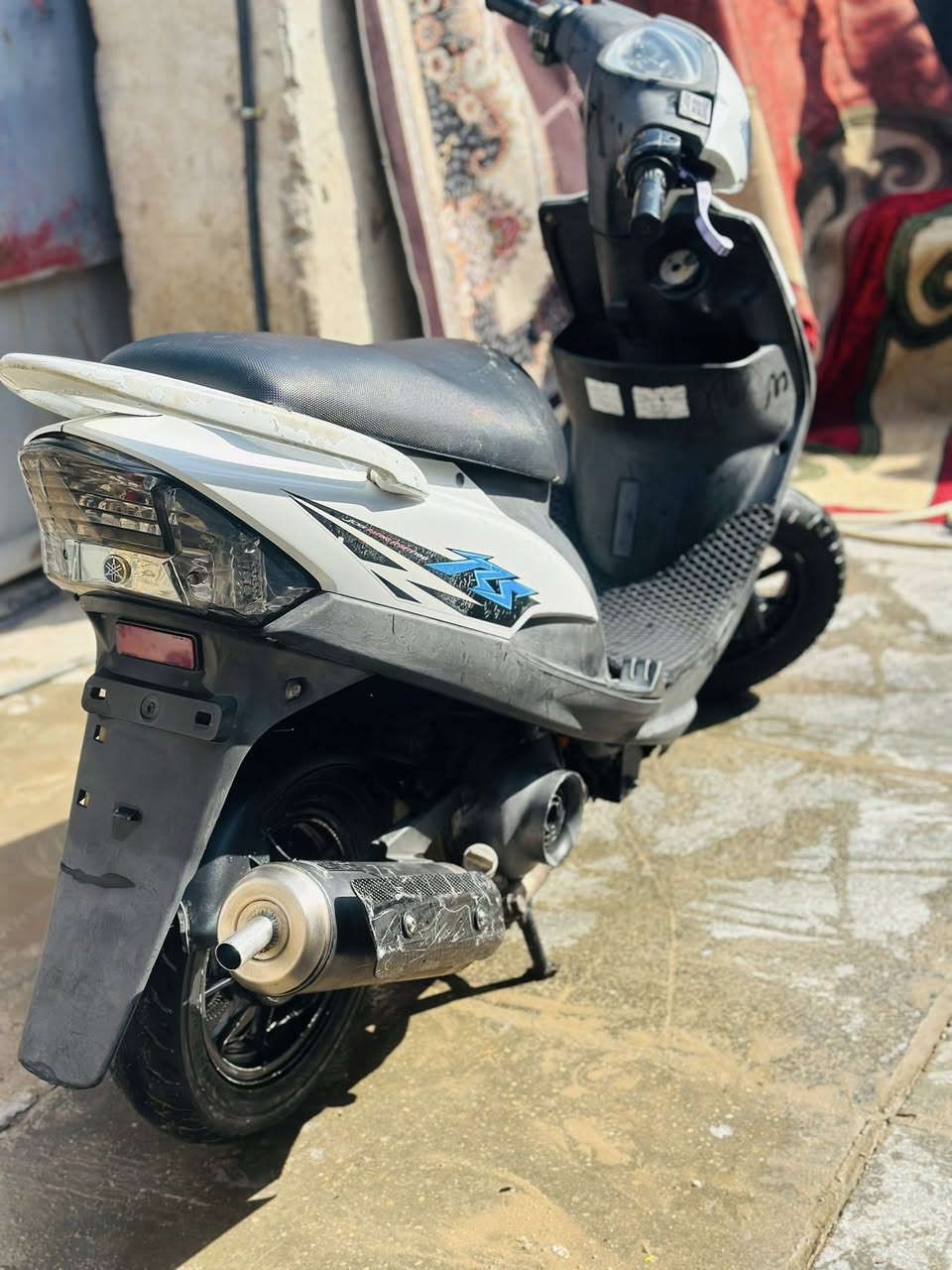 السلام عليكم ماكس عدله للبيع
الدراجه ما صارله هواي من نازله من الرمبه بيه غراض اصليات ومكيناته كفاله السعر ٨٥٠ مكاني مدينه الصدر ***********
