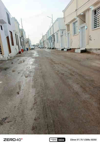 دار للرهن والايجار مساحه 100م سعر رهن 10مع مجال وسعر الإيجار 250الف مع مجال للاستفسار الاتصال *********** مقابل ملحق قريه الغدير
