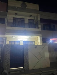 دار للايجار مساحته 50م وفوك غرف نوم وحده جوه صاله ومطبخ وخدمات موقع من...