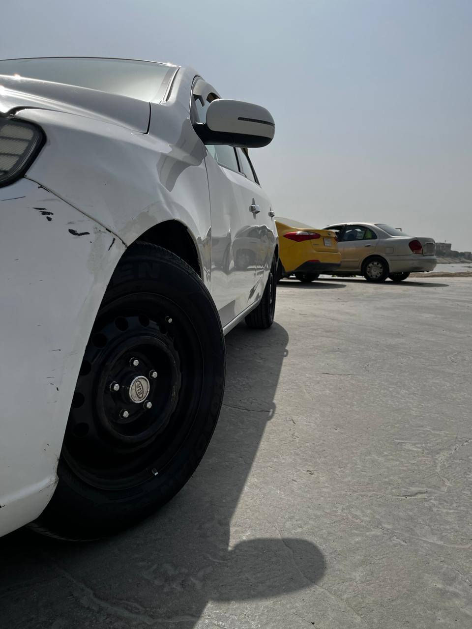 سلام عليكم
كيا سيراتو ٢٠١١ رقم بغداد بسمي تحويل مباشر 
سياره نضيفه وحلوه بيها رش بدون دواخل ابد 
وسونرها ويها 
مكاني بغداد 
كير مكينه كله نضيف 
السعر ٩٨$وبيها مجال حك الجيه 
رقم الموبايل ***********
