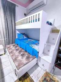 سرير تركي ٣ طوابق • خشب ان دي اف • ٢.٥م×٨٥سم