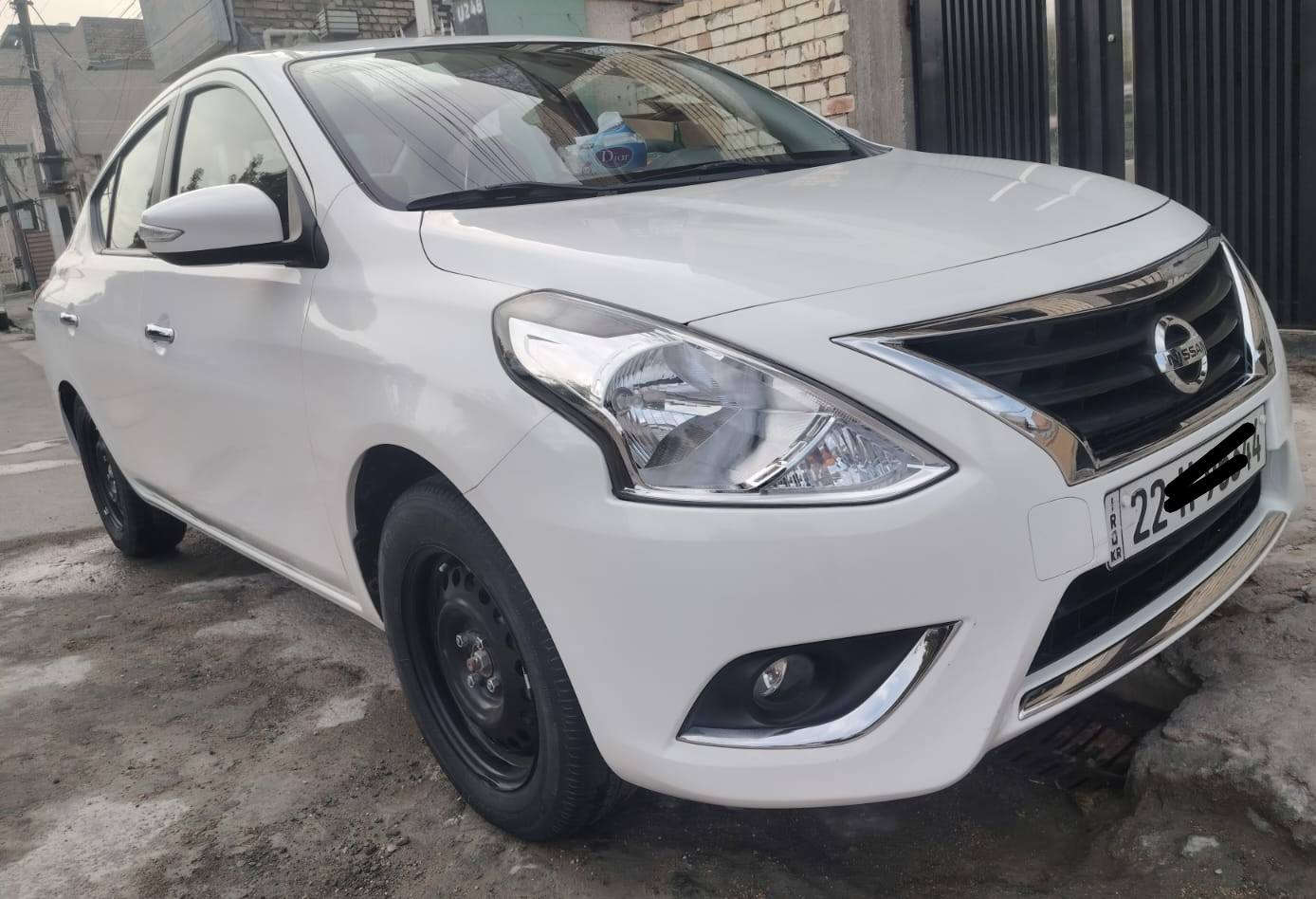 اللهم صلي على محمد وال محمد 
نيسان صني  2025
للبيع فقط 
رقم اربيل الجديد
سنوية باسم عربي
يعني تحويل مباشر

موديل 2025
السعر /شدة و27
(127)
 وبيها مجال بسيط حك الجية
كير ومحرك وتبريد جيد 

السياره مكفولة من الصبغ والتبديل والبارد
بيها رصعة بسيطة بالجاملغ الخلفي واظحة بالصور
 المواصفات المعروفة 
تحكم ستيرن جهتين
تبريد قطعتين 
4 جام كهرباء 
حساسات خلفيه 
شاشه وكامرة 
سويج ريمونت 
دبل ايرباك 
تحكم ستيرن
حساس تاير 
مانع انزلاق 
يدات نيكل 
نضام مانع الانزلاق ABS 
المحرك  1.5 
ماشيه  33 الف                                        
الاستفسار 
 ‏‪***********
مكان السياره بغداد حي الاعلام
