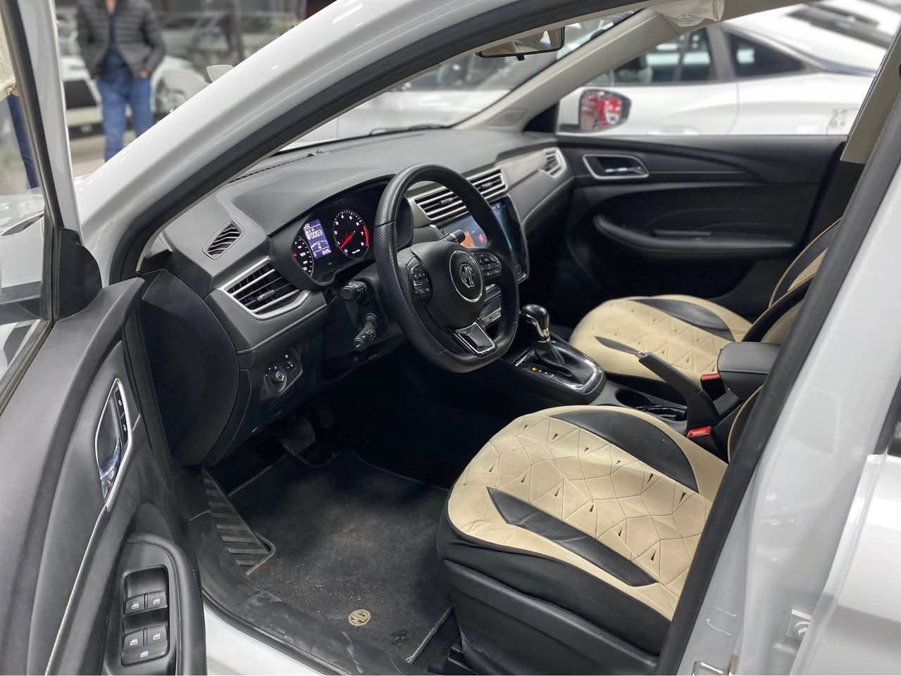 ئێم جی MG5 Standard plus 2024
ته‌نها 10 هه‌زار رۆیشتیه‌.زۆرپاکە
مواصفات.شاشه كاميرا.ڤۆلیۆم.
بێ بۆیاغ بێ سبوغ بێ لێدران.
سعر 104 ورقة   موبایل  *********** أربيل, العراق
