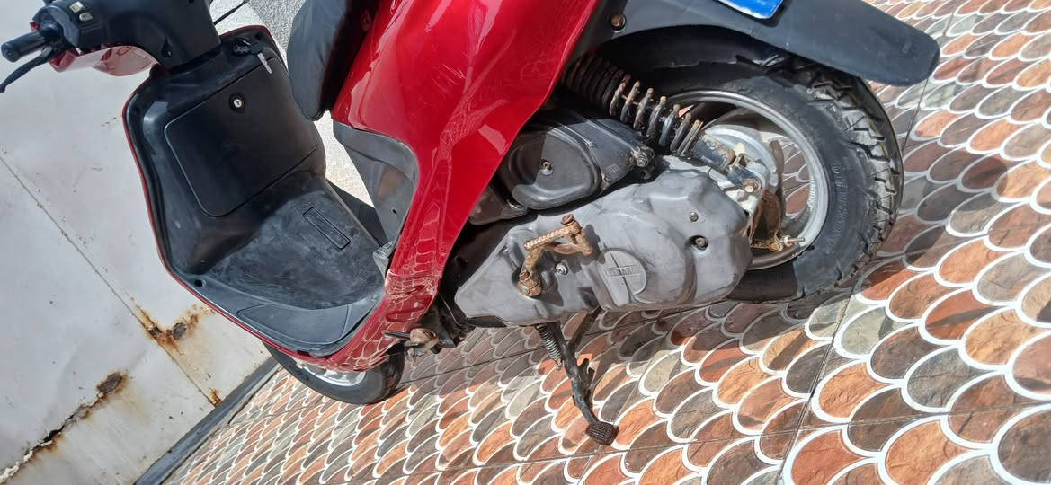 السلام عليكم
دراجه فراشة فحل للبيع كفاله عامه محرك كهربائياتها كلها شغاله سلف هندر جاهزه مكاني بابل الحمزة الغربي الشراي يتصل السعر( 375 )
***********  متواجد واتساب
