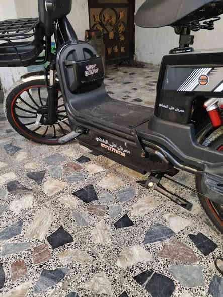 السلام عليكم دراجه شحن حجم 20 للبيع قيم واخذ شغاله وتمشي وبيها R بك قيم واخذ محتاج فلوس ورقمي بي واتساب *********** مكاني بغداد العبيدي
