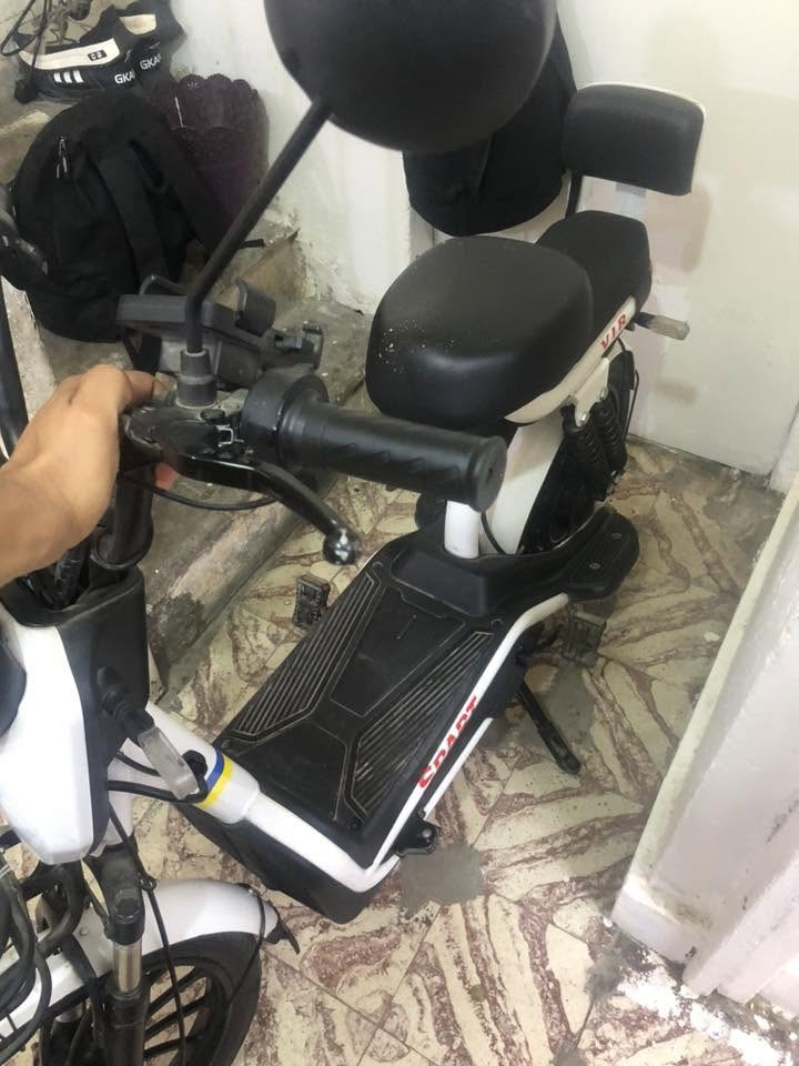 سلام عليكم دراجه كهربائيه للبيع جديده اربع بطاريات السعر ٣٠٠وبيهه مجال مكاني بغداد خي العامل ستفسار ***********
