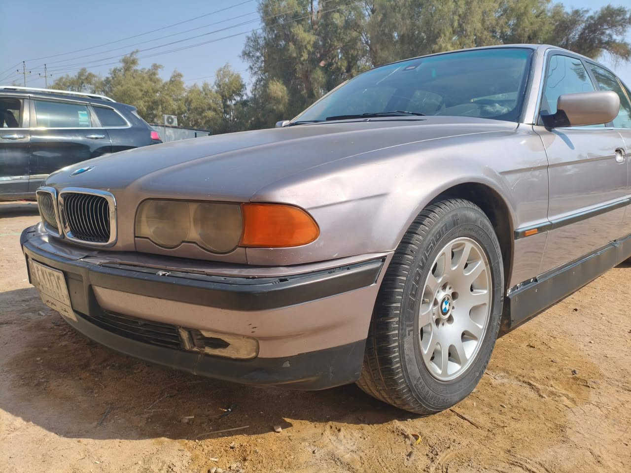 خفاش / كاسحة موديل1997 اصلها 40، رقم بغداد لون اسمنتي مميز ، محرك 44 مكفول وكير تبترونك، لايت زنون عالي ناصي، مشروع وطني سنوية لل2029 بأسمي حصراً، السيارة تمشي بس ع البگ ابيعلك گير كايم. السيارة نظيفه بس بيها بعض الملاحظات / واشر قبق ولفات بي نضوح، نقص بوري تبريد ،يدة باب السائق مكسوره والسلف يشكل مرات تدير مره مرتين يلا تشتغل ، نقص فراشات سلايت، السعر 49 ورقة وبيها مجال
مكان السيارة البصرة

*********** واتساب
*********** اتصال
