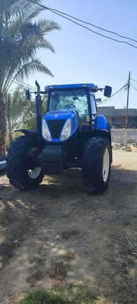 للبيع او مراوس  مكينه نيو هولند حجم ٧٠٣٠  موديل ٢٠٠٩مشتغله ١٠الاف ساعه...