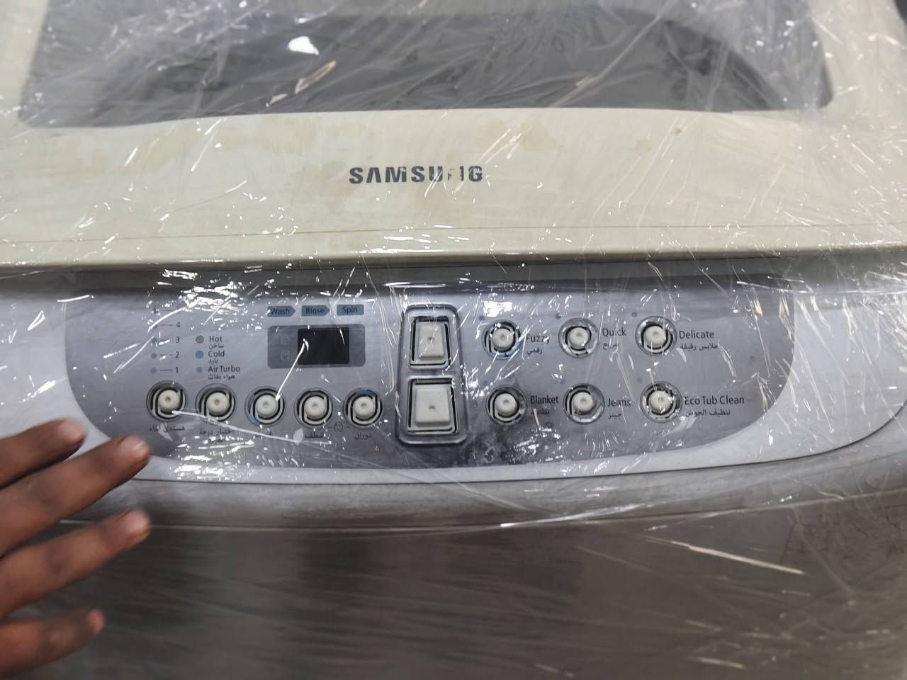 غسالة سامسونج أوتوماتيك أصلية – 12 كيلو 🧺
✨ أداء جبار – نظافة من أول غسلة
 🌀 سعة كبيرة تكفي العائلة كاملة
 ⚡ هادئة وتوفير عالي بالكهرباء والماء 💧
 غسيل قوي بدون تعب ✅
 جاهزة للعمل 100%

🔥 تشبه الجديدة 
🔥 سامسونج الأصلية 
📍 السعر 200 الف وبيها مجال 
 
 📞 ***********
كربلاء حي العامل قرب مول الباقر مدخل شارع جامع ال شبل من جهه المول
